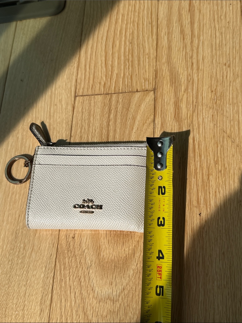 COACH pearl Leather Card Case with Gold-Tone Key Ring - Picture 10 of 10